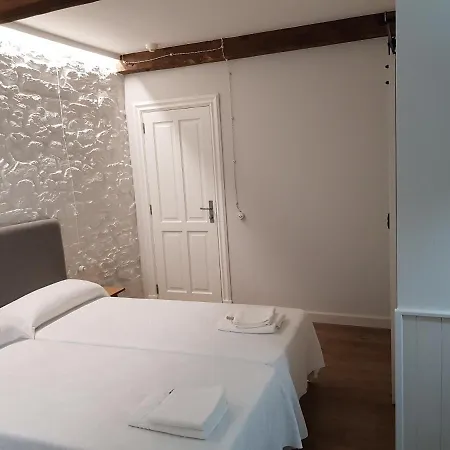 בית הארחה Con Encanto San Martino Pinario סנטיאגו דה קומפוסטלה